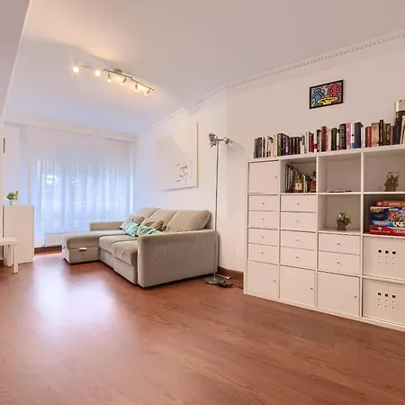 Vivienda Turistica Acogedora En Uribarri