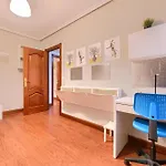Vivienda Turistica Acogedora En Uribarri Bilbao